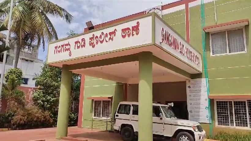 ಬೆಂಗಳೂರು: ವಿದೇಶಿಗರಿಗೆ ನಕಲಿ ದಾಖಲಾತಿಗಳನ್ನು ತಯಾರಿಸಿಕೊಡುತ್ತಿದ್ದ ವ್ಯಕ್ತಿ ಅರೆಸ್ಟ್
