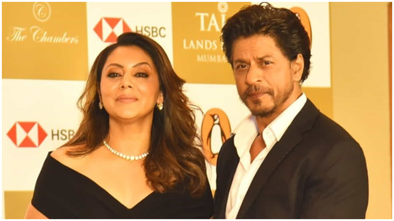 Shah Rukh Khan: ಶಾರುಖ್ ಖಾನ್ ಹೆಸರನ್ನು ಅಭಿನವ್ ಎಂದು ಬದಲಾಯಿಸಿದ್ದ ಪತ್ನಿ ಗೌರಿ ಖಾನ್; ಕಾರಣ ಏನು? Shah Rukh Khan: ಶಾರುಖ್ ಖಾನ್ ಹೆಸರನ್ನು ಅಭಿನವ್ ಎಂದು ಬದಲಾಯಿಸಿದ್ದ ಪತ್ನಿ ಗೌರಿ ಖಾನ್; ಕಾರಣ ಏನು?
