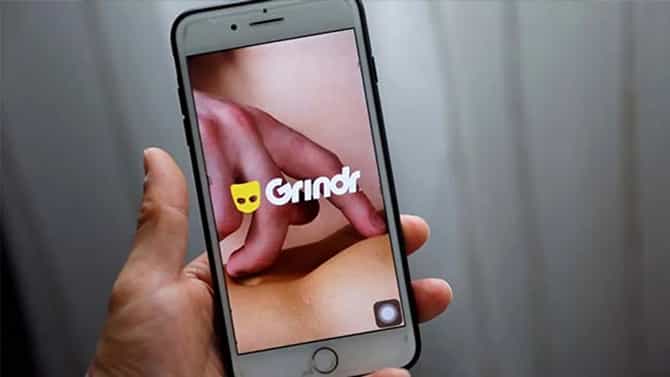 GAY ಆ್ಯಪ್​​ ಮೂಲಕ ಕರೆಸಿಕೊಂಡಿದ್ದ ವ್ಯಕ್ತಿಯಿಂದ ಚಿನ್ನಾಭರಣಗಳ ಸುಲಿಗೆ