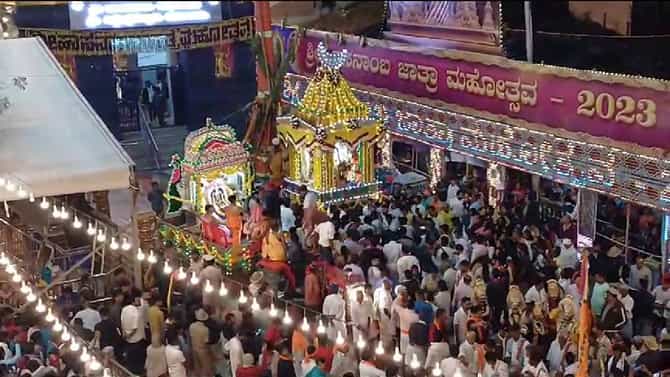 ಸಂಪನ್ನಗೊಂಡ ಹಾಸನಾಂಬೆ ಸಾರ್ವಜನಿಕ ದರ್ಶನೋತ್ಸವ, ಗರ್ಭಗುಡಿ ಬಾಗಿಲು ಬಂದ್