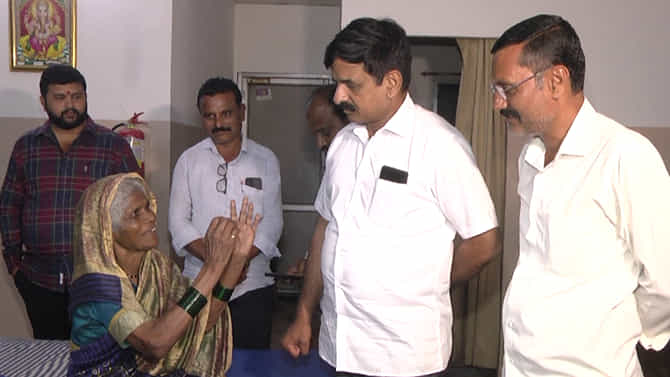 ‘ಉಚಿತ’ ದೃಷ್ಟಿ ಭಾಗ್ಯ ನೀಡಿ ಮಾನವೀಯತೆ ಮೆರೆದ ಊರಿನ ನೇತ್ರ ತಜ್ಞ!