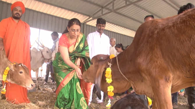 ಹಾವೇರಿ: ಅಪಘಾತದಲ್ಲಿ ಮೃತಪಟ್ಟ ಪುತ್ರನ ನೆನಪಿಗಾಗಿ ಗೋಶಾಲೆ ತೆರೆದ ತಾಯಿ