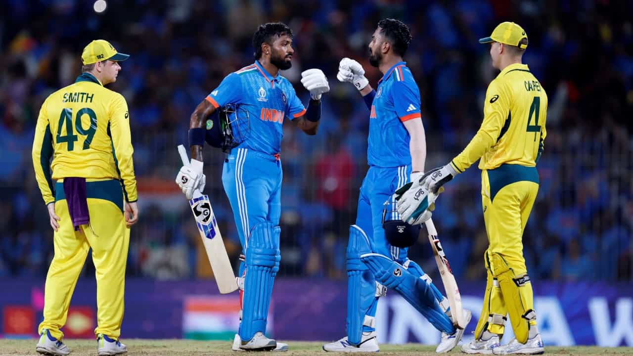 ಭಾರತ- ಆಸೀಸ್ ಕೊನೆಯ ಟಿ20 ಹೈದರಾಬಾದ್ನಿಂದ ಬೆಂಗಳೂರಿಗೆ ಶಿಫ್ಟ್! ಕಾರಣವೇನು ಗೊತ್ತಾ? ಭಾರತ- ಆಸೀಸ್ ಕೊನೆಯ ಟಿ20 ಹೈದರಾಬಾದ್ನಿಂದ ಬೆಂಗಳೂರಿಗೆ ಶಿಫ್ಟ್! ಕಾರಣವೇನು ಗೊತ್ತಾ?