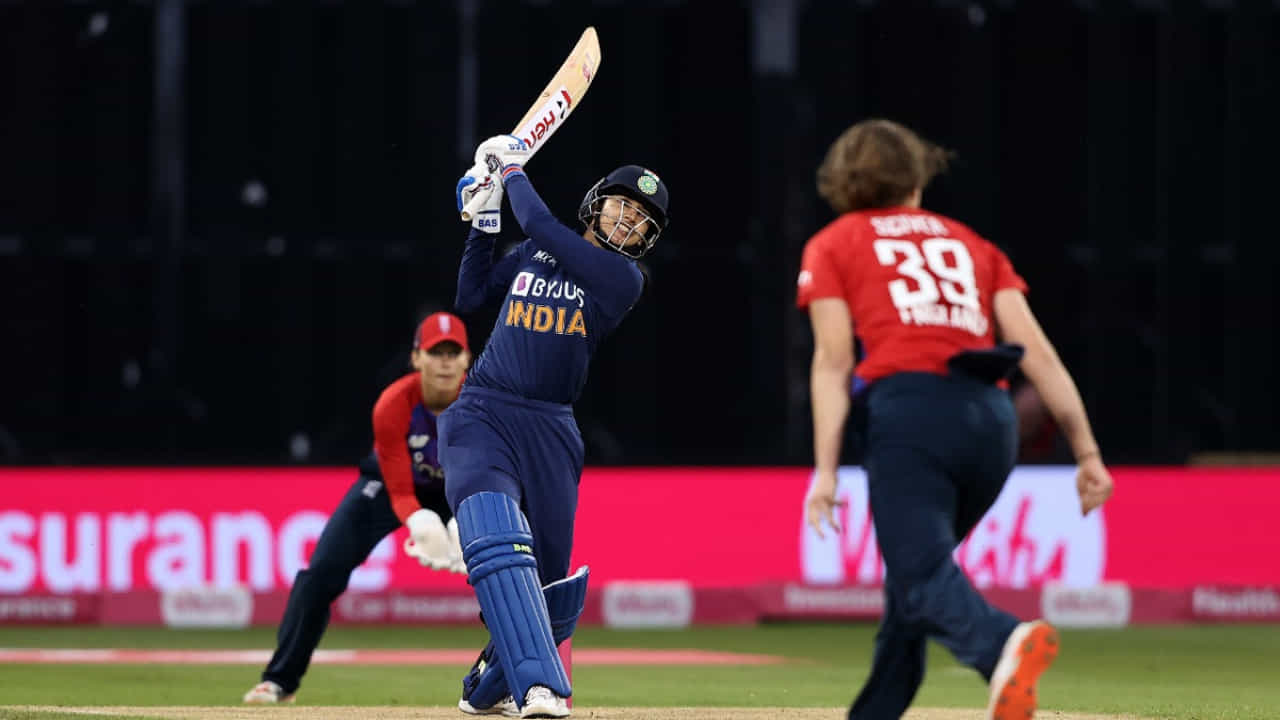 IND vs ENG: ಭಾರತ ವಿರುದ್ಧದ ಟೆಸ್ಟ್, ಟಿ20 ಸರಣಿಗೆ ಇಂಗ್ಲೆಂಡ್ ತಂಡ ಪ್ರಕಟ; ವೇಳಾಪಟ್ಟಿ ಹೀಗಿದೆ IND vs ENG: ಭಾರತ ವಿರುದ್ಧದ ಟೆಸ್ಟ್, ಟಿ20 ಸರಣಿಗೆ ಇಂಗ್ಲೆಂಡ್ ತಂಡ ಪ್ರಕಟ; ವೇಳಾಪಟ್ಟಿ ಹೀಗಿದೆ