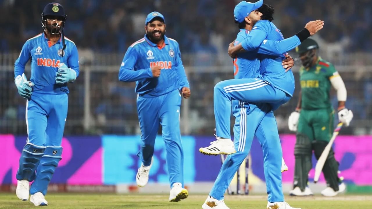 IND vs SA: ಸೌತ್ ಆಫ್ರಿಕಾ ವಿರುದ್ಧ ಭಾರತಕ್ಕೆ ಅಮೋಘ ಗೆಲುವು IND vs SA: ಸೌತ್ ಆಫ್ರಿಕಾ ವಿರುದ್ಧ ಭಾರತಕ್ಕೆ ಅಮೋಘ ಗೆಲುವು