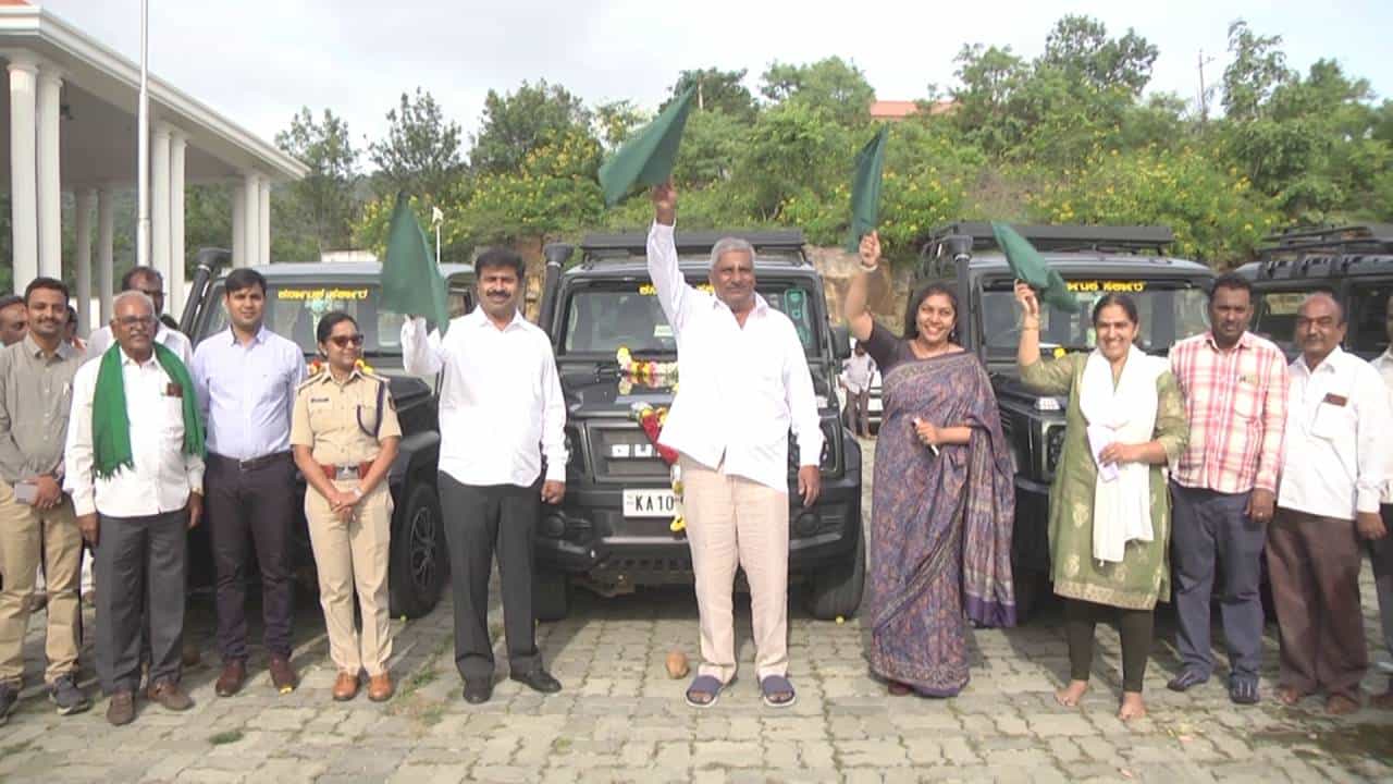 ಮಲೆ ಮಹದೇಶ್ವರ ಕಾಡಂಚಿನ ಜನರಿಗೆ ಗುಡ್ ನ್ಯೂಸ್; ಜನವನ ಸಾರಿಗೆ ಸೇವೆ ಆರಂಭ ಮಲೆ ಮಹದೇಶ್ವರ ಕಾಡಂಚಿನ ಜನರಿಗೆ ಗುಡ್ ನ್ಯೂಸ್; ಜನವನ ಸಾರಿಗೆ ಸೇವೆ ಆರಂಭ