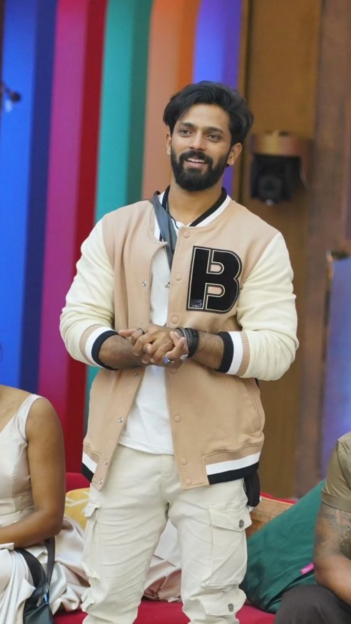 Karthik Mahesh (11)