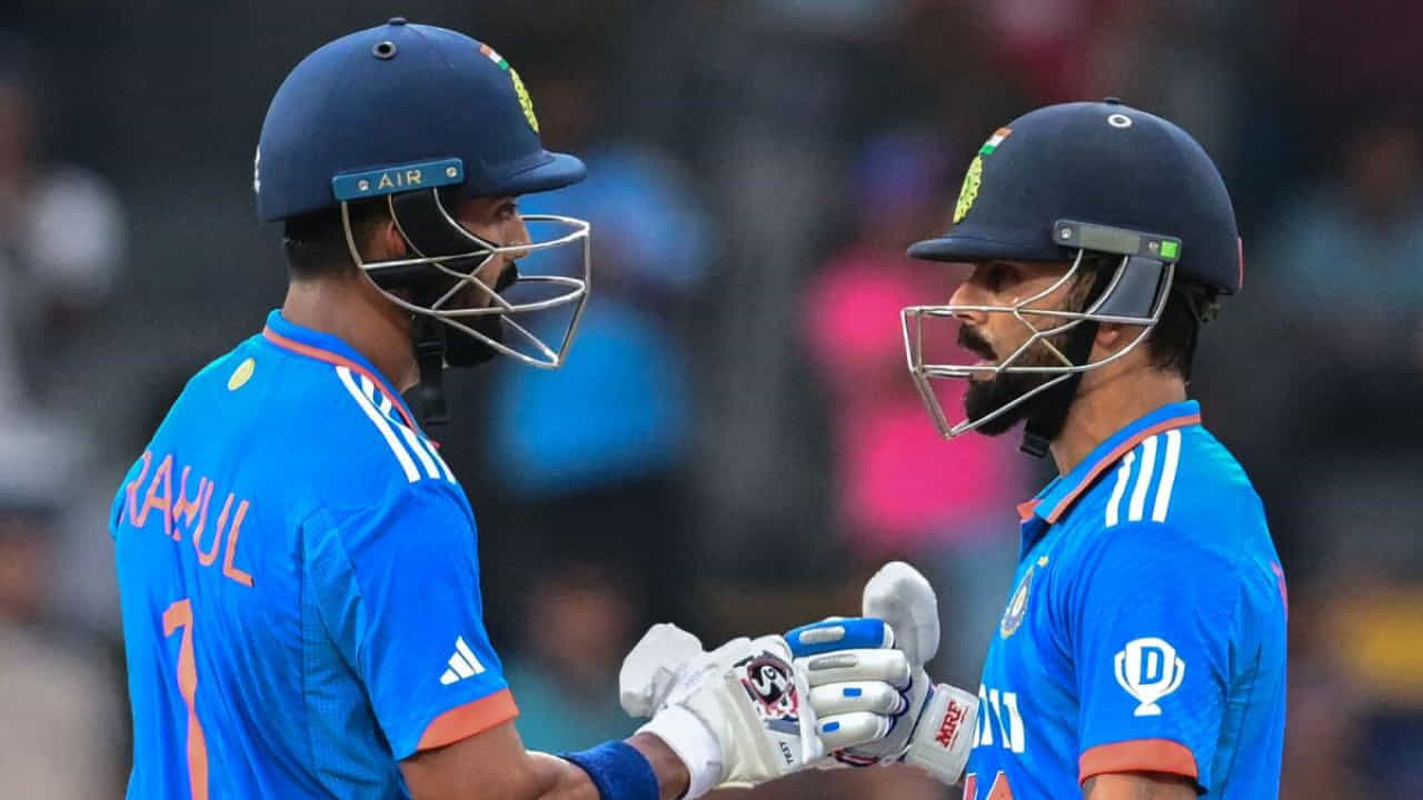 IND vs AUS Final: ಕೊಹ್ಲಿ- ರಾಹುಲ್ ಅರ್ಧಶತಕ; ಆಸೀಸ್ಗೆ 241 ರನ್ ಟಾರ್ಗೆಟ್ IND vs AUS Final: ಕೊಹ್ಲಿ- ರಾಹುಲ್ ಅರ್ಧಶತಕ; ಆಸೀಸ್ಗೆ 241 ರನ್ ಟಾರ್ಗೆಟ್