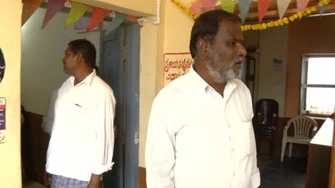 ಕೊಪ್ಪಳ: ಭೀಕರ ಬರ, ಕೂಲಿಗಾಗಿ ಜನರ ಪರದಾಟ