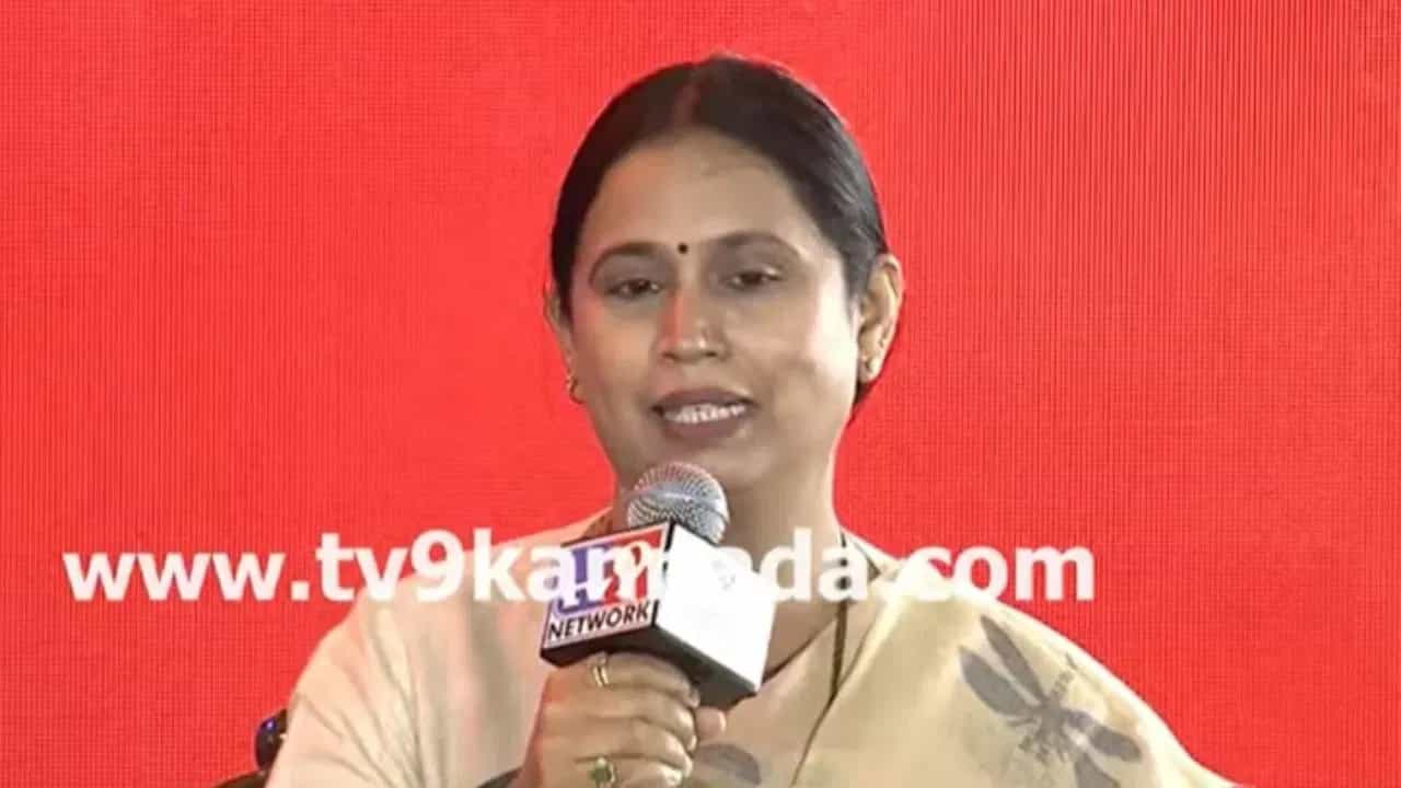 ಮಹಿಳಾ, ಮಕ್ಕಳ ಕಲ್ಯಾಣ ಇಲಾಖೆಯಲ್ಲಿ ಭ್ರಷ್ಟಾಚಾರ: ಸಚಿವೆ ಲಕ್ಷ್ಮೀ ಹೆಬ್ಬಾಳ್ಕರ್ ವಿರುದ್ಧ ಲೋಕಾಯುಕ್ತಕ್ಕೆ ದೂರು ಮಹಿಳಾ, ಮಕ್ಕಳ ಕಲ್ಯಾಣ ಇಲಾಖೆಯಲ್ಲಿ ಭ್ರಷ್ಟಾಚಾರ: ಸಚಿವೆ ಲಕ್ಷ್ಮೀ ಹೆಬ್ಬಾಳ್ಕರ್ ವಿರುದ್ಧ ಲೋಕಾಯುಕ್ತಕ್ಕೆ ದೂರು
