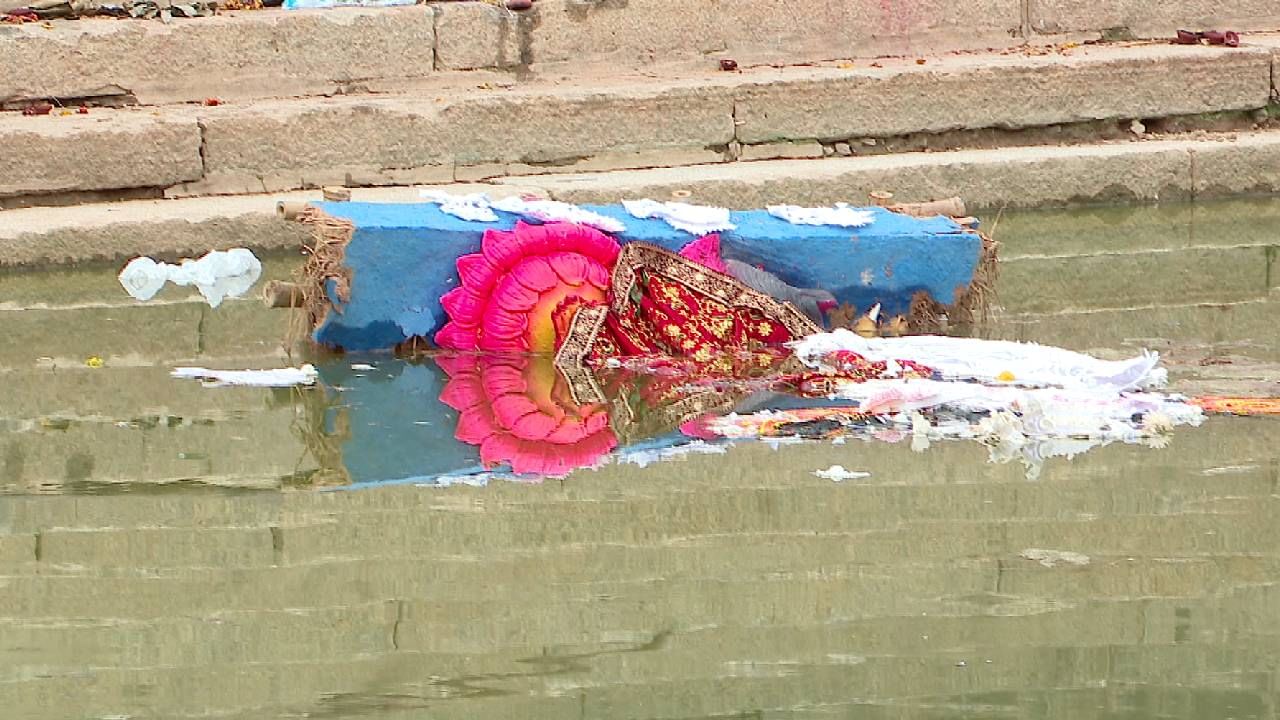 ಗಣೇಶ ಹಬ್ಬದ ಬಳಿಕ ಮತ್ತಷ್ಟು ಕಲುಷಿತಗೊಂಡ ಬೆಂಗಳೂರು ಕೆರೆಗಳು, ಪರಿಸರ ಪ್ರೇಮಿಗಳ ಆಕ್ರೋಶ