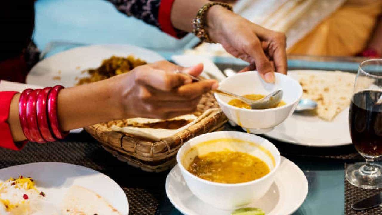 ಊಟ ಮಾಡಲು ಯಾವುದು ಸರಿಯಾದ ಸಮಯ? ಊಟ ಮಾಡಲು ಯಾವುದು ಸರಿಯಾದ ಸಮಯ?