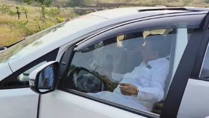 ಹಿಂದಕ್ಕೆ ಚಲಿಸಿದ ಸಚಿವರ ಕಾರು: ಚಾಲಕನಿಗೆ ಪಾಠ ಮಾಡಿದ ಎಂಬಿ ಪಾಟೀಲ್