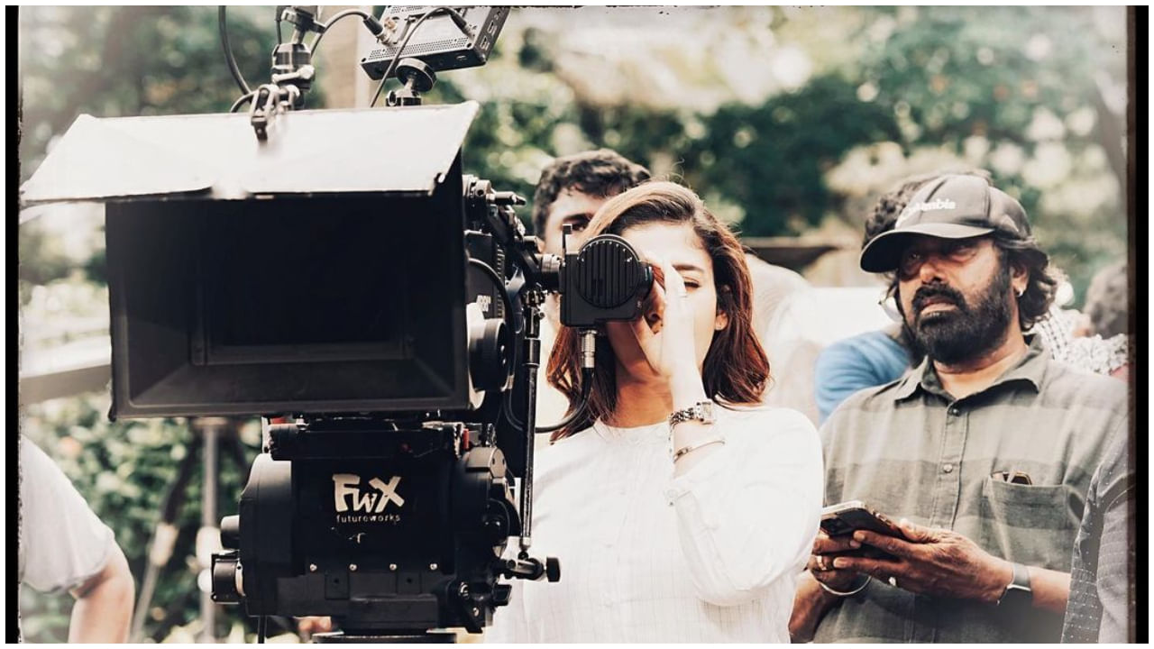 ನಟಿ ನಯನತಾರಾ ಈಗ ನಿರ್ದೇಶಕಿ? ಅಭಿನಯಕ್ಕೆ ವಿದಾಯ ಹೇಳುವ ಸೂಚನೆ ಕೊಟ್ರಾ ಲೇಡಿ ಸೂಪರ್ ಸ್ಟಾರ್? ನಟಿ ನಯನತಾರಾ ಈಗ ನಿರ್ದೇಶಕಿ? ಅಭಿನಯಕ್ಕೆ ವಿದಾಯ ಹೇಳುವ ಸೂಚನೆ ಕೊಟ್ರಾ ಲೇಡಿ ಸೂಪರ್ ಸ್ಟಾರ್?