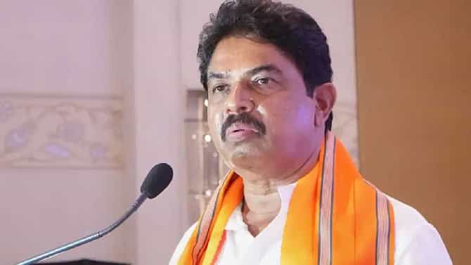 B.R. ಪಾಟೀಲ್ ಜಟಾಪಟಿ: ರಾಜ್ಯದಲ್ಲಿ ಕಾಂಗ್ರೆಸ್​ ಒಡೆದ ಮನೆ ಎಂದ ಆರ್.ಅಶೋಕ್