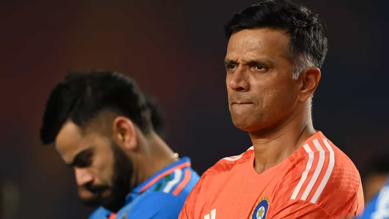 ‘ಕೋಚ್ ಆಗಿ ಅವರನ್ನು ಹೀಗೆ ನೋಡಲಾಗುತ್ತಿಲ್ಲ’; ಸೋಲಿನ ನಂತರ ದ್ರಾವಿಡ್ ಹೇಳಿದ್ದೇನು? ‘ಕೋಚ್ ಆಗಿ ಅವರನ್ನು ಹೀಗೆ ನೋಡಲಾಗುತ್ತಿಲ್ಲ’; ಸೋಲಿನ ನಂತರ ದ್ರಾವಿಡ್ ಹೇಳಿದ್ದೇನು?