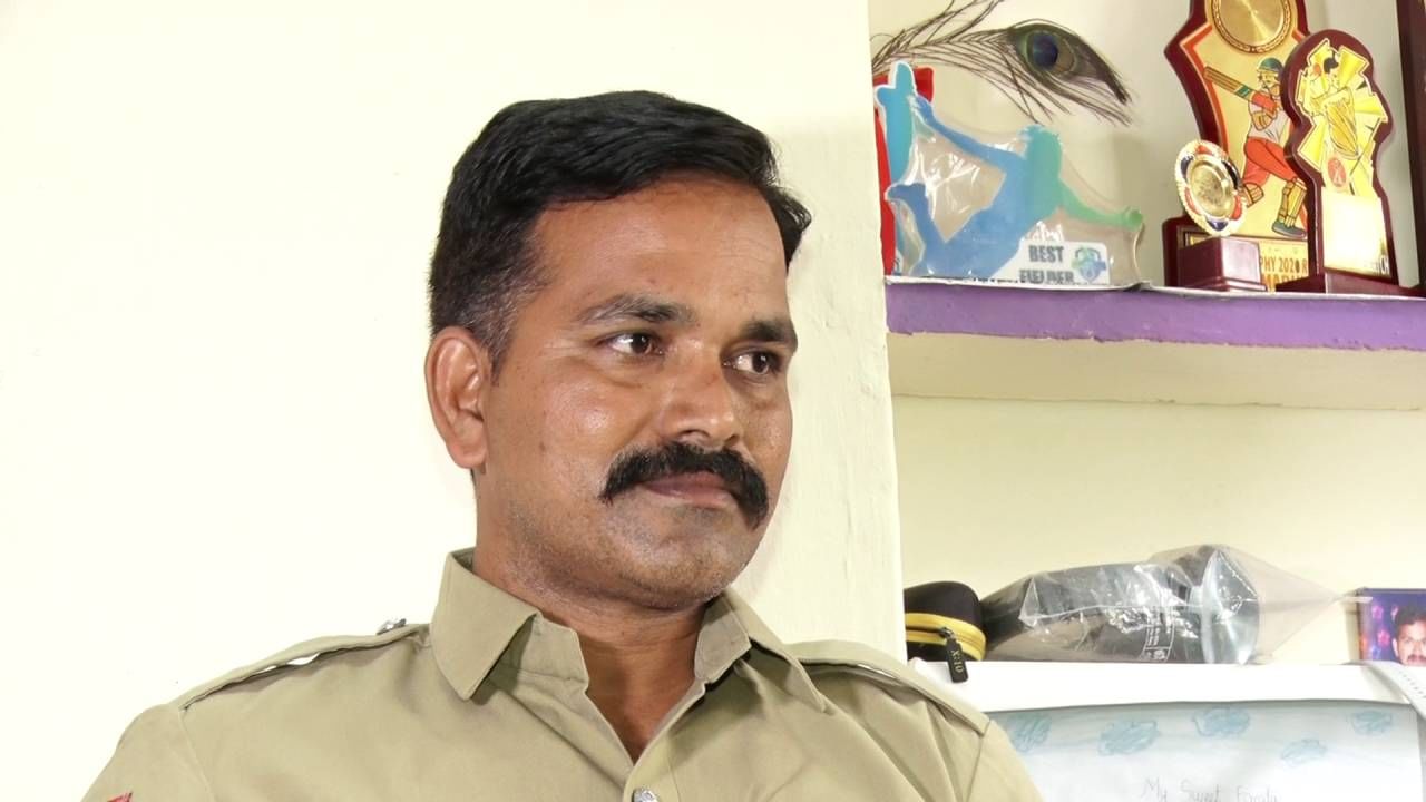 Raichur Head Constable son Aniket selected to 2023-24 under 16 cricket team