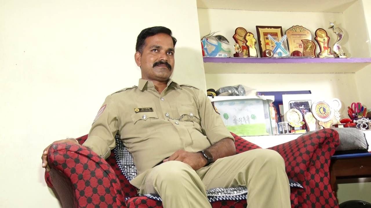 Raichur Head Constable son Aniket selected to 2023-24 under 16 cricket team