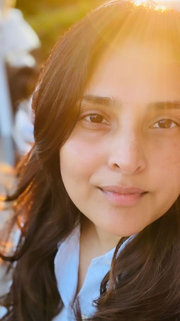 Ramya4