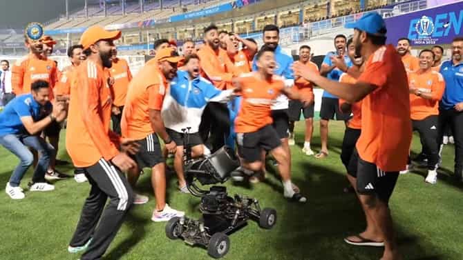 ಮೆಡಲ್ ಸಿಕ್ಕಿದ್ದು ರೋಹಿತ್​ಗೆ: ಎದ್ದು-ಬಿದ್ದು ಸಂಭ್ರಮಿಸಿದ್ದು ಗಿಲ್-ಕಿಶನ್