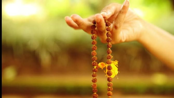 ರುದ್ರಾಕ್ಷಿ ಮಣಿಗಳಿಂದ ಆರೋಗ್ಯದ ಮೇಲಾಗುವ ಪರಿಣಾಮಗಳೇನು?