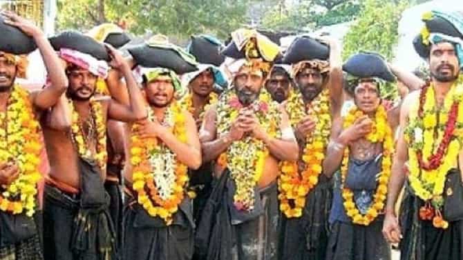 ಅಯ್ಯಪ್ಪ ಮಾಲೆ ಧರಿಸಿ ಬಂದ ವಿದ್ಯಾರ್ಥಿಗೆ ನೋ ಎಂಟ್ರಿ ಎಂದ ಪ್ರಿನ್ಸಿಪಾಲ್​​