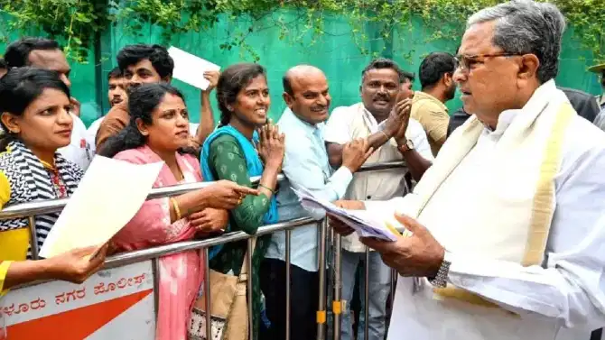 ನಾಡಿನ ಪ್ರಜೆಗಳ ಕಷ್ಟಗಳ ಪರಿಹಾರಕ್ಕೆ ಇಡೀ ದಿನ ಮೀಸಲಿಟ್ಟ ಸಿದ್ದರಾಮಯ್ಯ