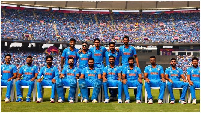 ವಿಶ್ವಕಪ್ ಸೋಲು: ನೋವಲ್ಲೂ ಟೀಮ್ ಇಂಡಿಯಾ ಬೆನ್ನು ತಟ್ಟಿದ ಸೆಲೆಬ್ರಿಟಿಗಳು ವಿಶ್ವಕಪ್ ಸೋಲು: ನೋವಲ್ಲೂ ಟೀಮ್ ಇಂಡಿಯಾ ಬೆನ್ನು ತಟ್ಟಿದ ಸೆಲೆಬ್ರಿಟಿಗಳು
