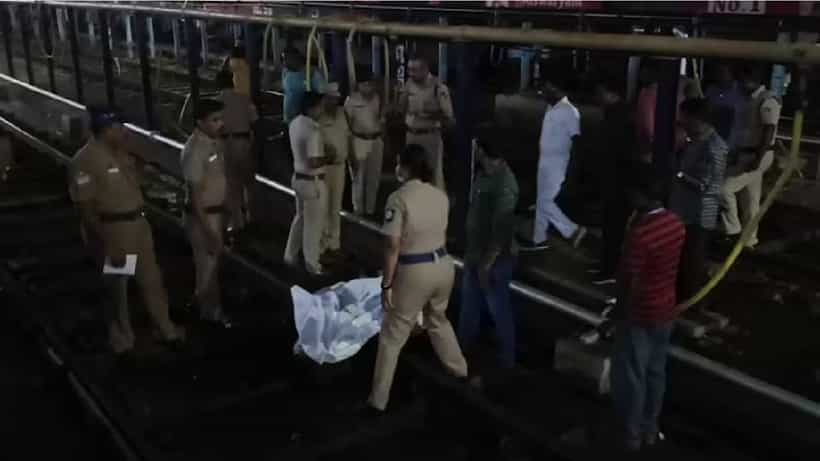 ತಮಿಳುನಾಡು: ಚಲಿಸುತ್ತಿದ್ದ ರೈಲಿಗೆ ತಲೆ ಕೊಟ್ಟು ರೈಲ್ವೆ ಪೊಲೀಸ್ ಕಾನ್ಸ್ಟೆಬಲ್ ಆತ್ಮಹತ್ಯೆ