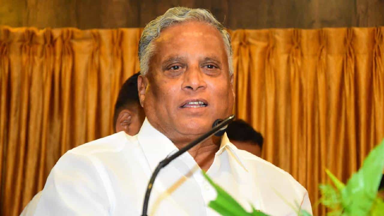 ಡಿ. 6ರ ನಂತರ ನನ್ನ ಮನಸ್ಸಿನ ಭಾವನೆ ಹೇಳುತ್ತೇನೆ: ಸಂಚಲನ ಮೂಡಿಸಿದ ಸೋಮಣ್ಣ ನಡೆ ಡಿ. 6ರ ನಂತರ ನನ್ನ ಮನಸ್ಸಿನ ಭಾವನೆ ಹೇಳುತ್ತೇನೆ: ಸಂಚಲನ ಮೂಡಿಸಿದ ಸೋಮಣ್ಣ ನಡೆ
