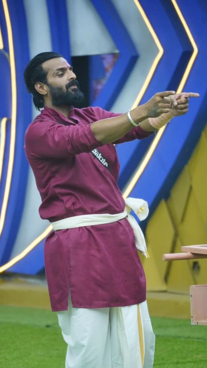 Vinay Gowda (26)