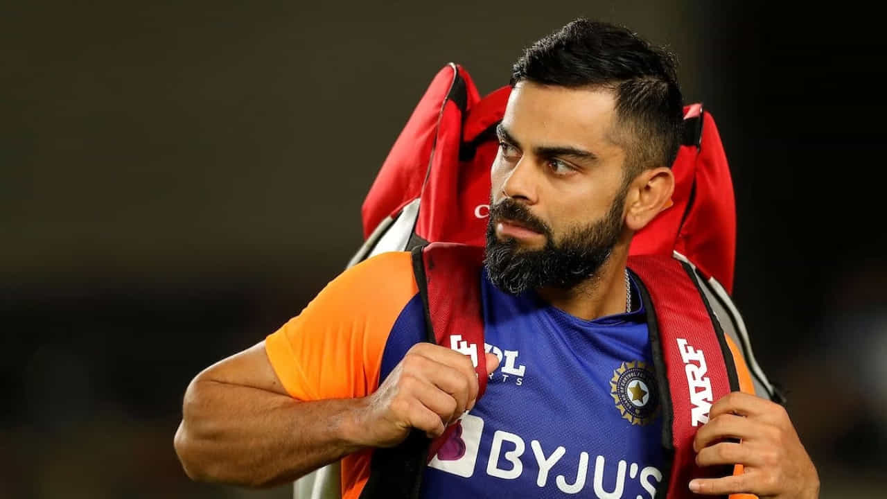 IND vs SA: ದಕ್ಷಿಣ ಆಫ್ರಿಕಾ ಪ್ರವಾಸಕ್ಕೂ ಮುನ್ನ ಮಹತ್ವದ ನಿರ್ಧಾರ ಕೈಗೊಂಡ ವಿರಾಟ್ ಕೊಹ್ಲಿ IND vs SA: ದಕ್ಷಿಣ ಆಫ್ರಿಕಾ ಪ್ರವಾಸಕ್ಕೂ ಮುನ್ನ ಮಹತ್ವದ ನಿರ್ಧಾರ ಕೈಗೊಂಡ ವಿರಾಟ್ ಕೊಹ್ಲಿ