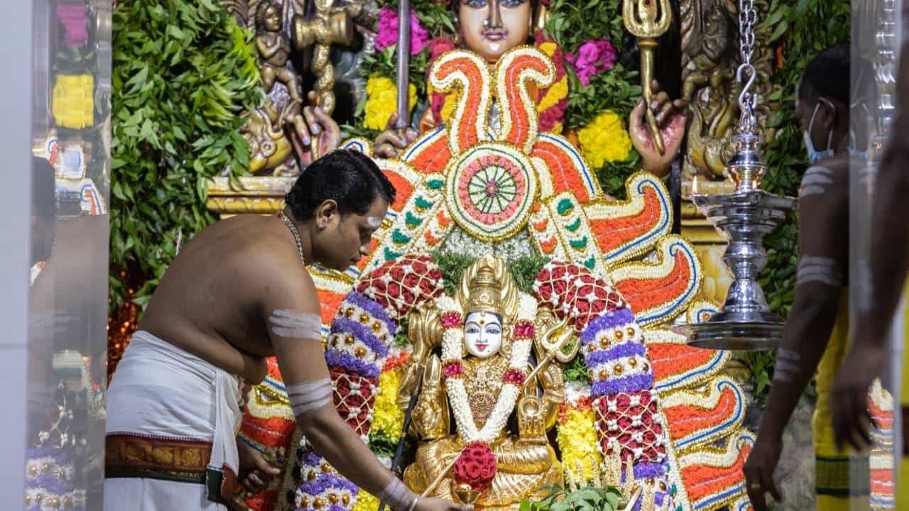 ಸಿ ವರ್ಗದ ದೇಗುಲಗಳ ಅನುವಂಶಿಕ ಅರ್ಚಕರ ನೇಮಕಾತಿ; ಹೊಸ ಆದೇಶ ಹೊರಡಿಸಿದ ಧಾರ್ಮಿಕ ದತ್ತಿ ಇಲಾಖೆ