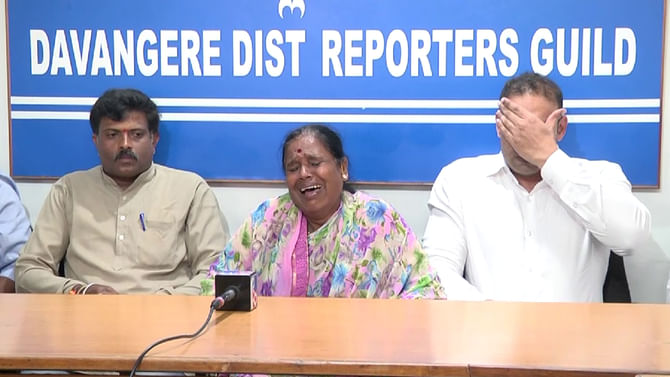 ಶಾದಿ ಮಹಲ್ ನಲ್ಲಿ ಯುವಕನ‌ ಮೇಲೆ ನೈತಿಕ ಪೊಲೀಸ್ ಗಿರಿ, ದುಷ್ಕರ್ಮಿಗಳ ಬಂಧಿಸಿ
