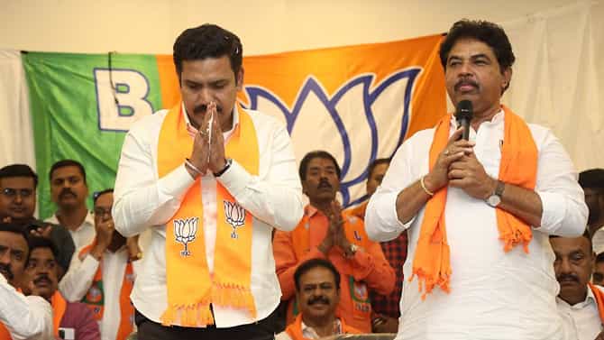 ನಮ್ಮ ಬತ್ತಳಿಕೆಯಲ್ಲಿ ಸರ್ಕಾರದ ವಿರುದ್ಧ ಹಲವು ಅಸ್ತ್ರಗಳಿವೆ: ಅಶೋಕ್​
