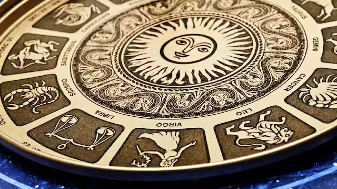 Horoscope 12 Dec: ದಿನಭವಿಷ್ಯ, ದೇಹಕ್ಕೆ ಸಂಬಂಧಿಸಿದಂತೆ ಕೆಲವು ತೊಂದರೆಗಳು ಕಾಣಿಸಿಕೊಳ್ಳುವುದು Horoscope 12 Dec: ದಿನಭವಿಷ್ಯ, ದೇಹಕ್ಕೆ ಸಂಬಂಧಿಸಿದಂತೆ ಕೆಲವು ತೊಂದರೆಗಳು ಕಾಣಿಸಿಕೊಳ್ಳುವುದು