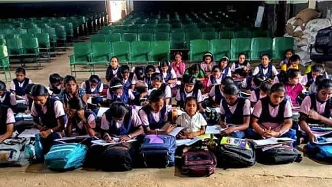 ಬಳ್ಳಾರಿಯಲ್ಲಿನ ಒಂದು ಕಾಲದ ಚಿತ್ರಮಂದಿರ ಈಗ ಬಾಲಕಿಯರ ಸರ್ಕಾರಿ ವಸತಿ ಶಾಲೆ