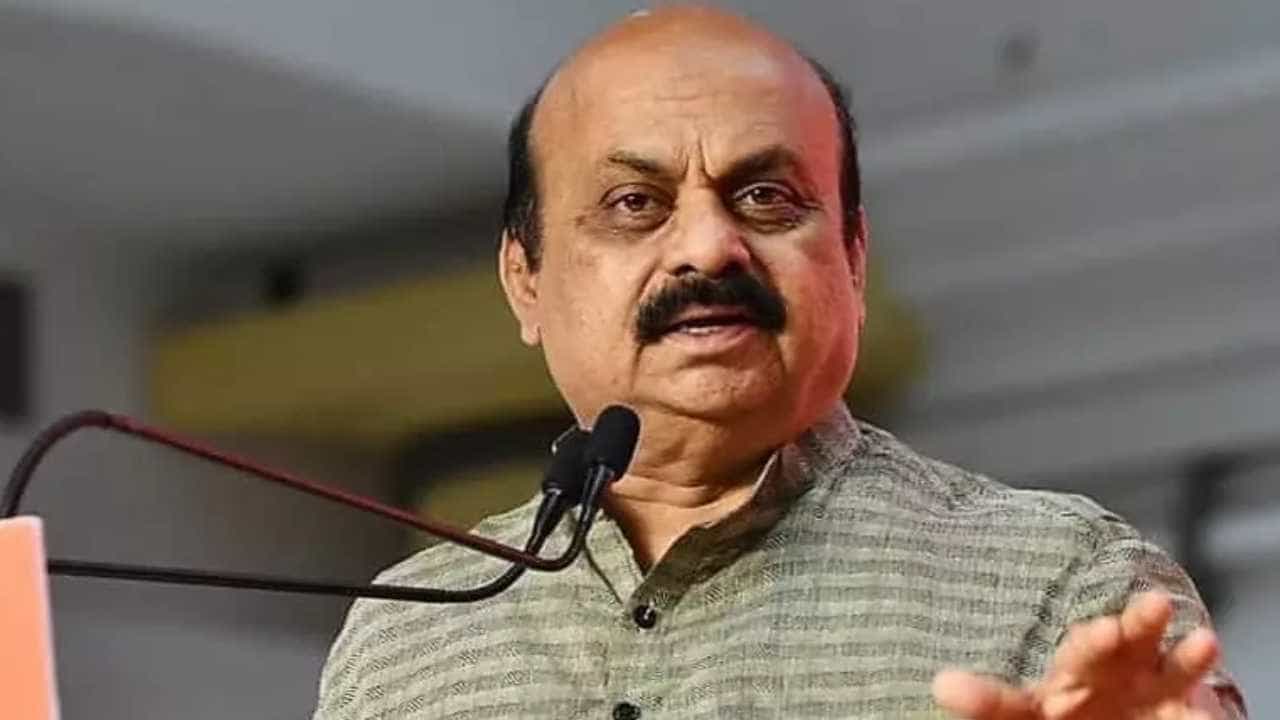 ಹಾನಗಲ್​ ಅತ್ಯಾಚಾರ ಸಂತ್ರಸ್ತೆಗೆ ಹಣ ನೀಡಿ ಕೇಸ್​ ಹಿಂಪಡೆಯುವಂತೆ ಹೇಳಿದ್ದರು: ಬೊಮ್ಮಾಯಿ