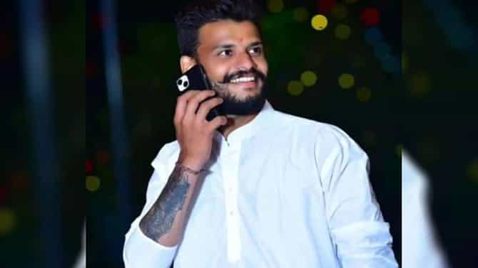 ಬೆಳಗಾವಿ: ವಿದ್ಯುತ್ ಪ್ರವಹಿಸಿ ಕಂಬದ ಮೇಲೆಯೇ ಲೈನ್​ ಮ್ಯಾನ್ ದುರ್ಮರಣ