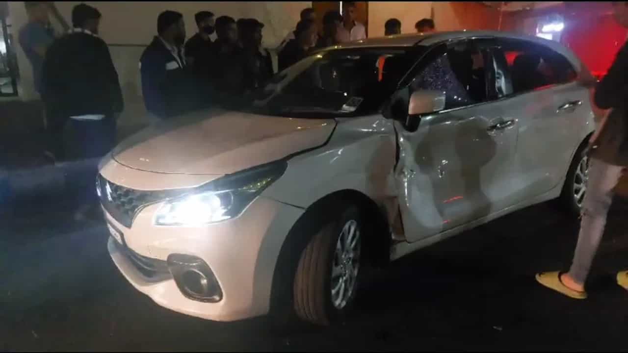 ಬೆಂಗಳೂರು: ಬಿಎಂಡಬ್ಲ್ಯು ಬೈಕ್ನ ವೇಗ ತೋರಿಸಲು ಹೋಗಿ ಅಪಘಾತ, ವ್ಯಕ್ತಿ ಸಾವು ಬೆಂಗಳೂರು: ಬಿಎಂಡಬ್ಲ್ಯು ಬೈಕ್ನ ವೇಗ ತೋರಿಸಲು ಹೋಗಿ ಅಪಘಾತ, ವ್ಯಕ್ತಿ ಸಾವು