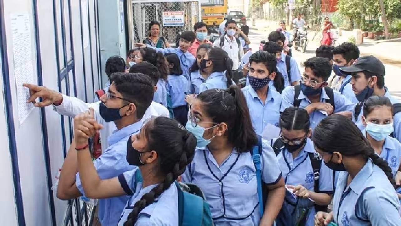 CBSE Board Exam Date Sheet 2024: ಸಿಬಿಎಸ್ಇ 10ನೇ ತರಗತಿ, 12ನೇ ತರಗತಿ ಪರೀಕ್ಷಾ ದಿನಾಂಕ ಪ್ರಕಟ CBSE Board Exam Date Sheet 2024: ಸಿಬಿಎಸ್ಇ 10ನೇ ತರಗತಿ, 12ನೇ ತರಗತಿ ಪರೀಕ್ಷಾ ದಿನಾಂಕ ಪ್ರಕಟ