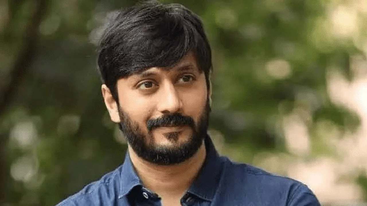 ನಾಡಪ್ರಭು ಕೆಂಪೇಗೌಡರ ಬಗ್ಗೆ ಅವಹೇಳನಕಾರಿ ಪೋಸ್ಟ್ ಹಾಕಿದ್ದ ನಟ ಚೇತನ್ ಅಹಿಂಸಾ ವಿರುದ್ಧ ದೂರು ದಾಖಲು ನಾಡಪ್ರಭು ಕೆಂಪೇಗೌಡರ ಬಗ್ಗೆ ಅವಹೇಳನಕಾರಿ ಪೋಸ್ಟ್ ಹಾಕಿದ್ದ ನಟ ಚೇತನ್ ಅಹಿಂಸಾ ವಿರುದ್ಧ ದೂರು ದಾಖಲು