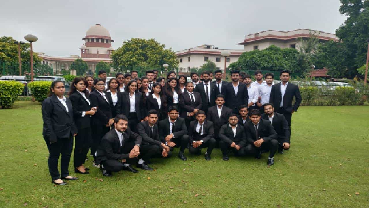 CLAT 2024 ಫಲಿತಾಂಶ ಪ್ರಕಟ: ಭಾರತದ ಟಾಪ್ ಕಾನೂನು ಕಾಲೇಜುಗಳನ್ನು ಪರಿಶೀಲಿಸಿ CLAT 2024 ಫಲಿತಾಂಶ ಪ್ರಕಟ: ಭಾರತದ ಟಾಪ್ ಕಾನೂನು ಕಾಲೇಜುಗಳನ್ನು ಪರಿಶೀಲಿಸಿ