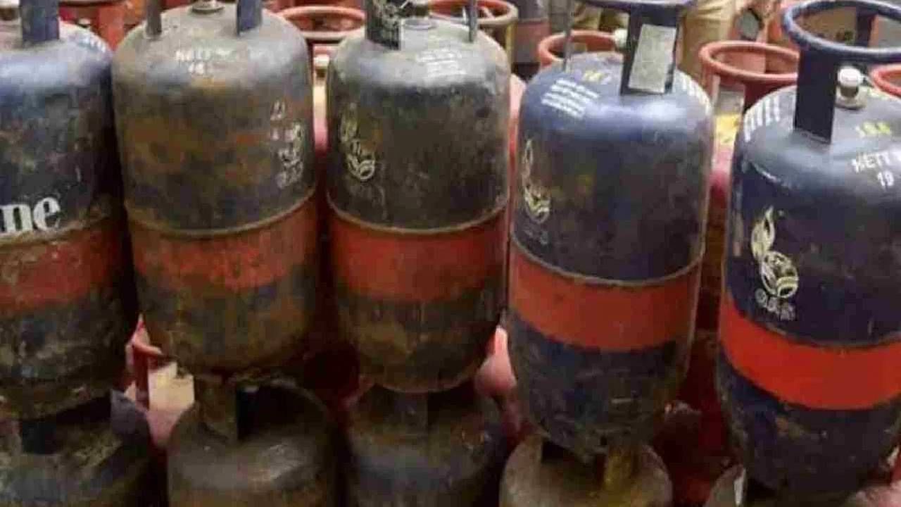 LPG Cylinder Price: ವಾಣಿಜ್ಯ ಬಳಕೆಯ 19ಕೆಜಿ ಎಲ್​ಪಿಜಿ ಸಿಲಿಂಡರ್​ ಬೆಲೆ ಏರಿಕೆ