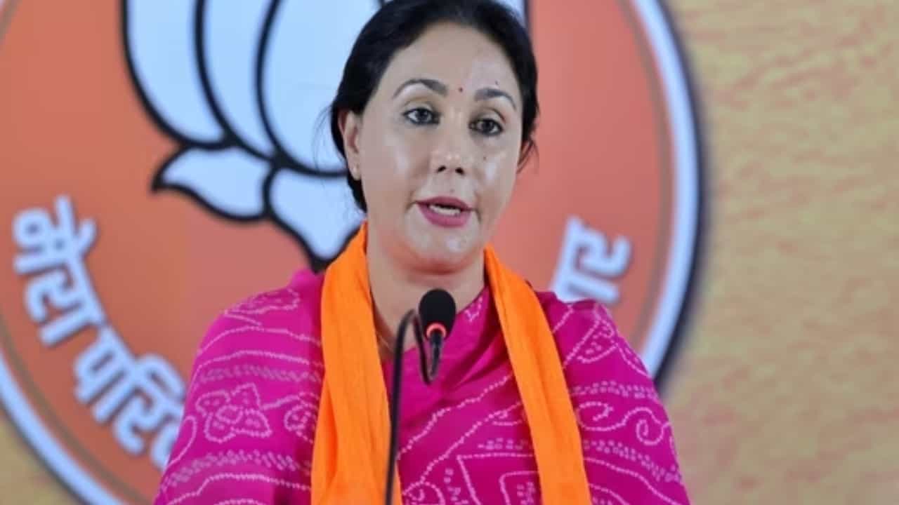 ರಾಜಸ್ಥಾನ ಚುನಾವಣೆಯಲ್ಲಿ 71,368 ಮತಗಳಿಂದ ಗೆದ್ದ ಜೈಪುರ ರಾಜಕುಮಾರಿ ದಿಯಾ ಕುಮಾರಿ ಯಾರು?