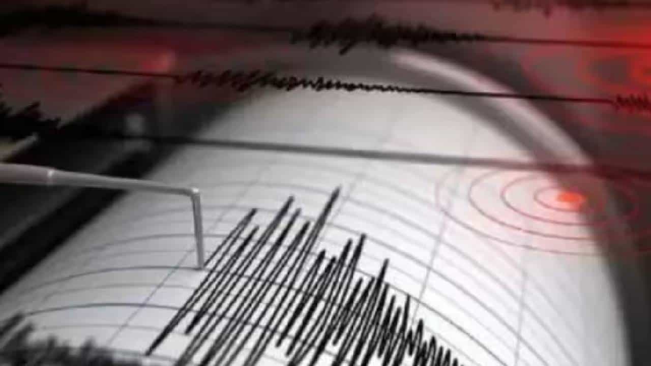 Ladakh Earthquake: ಲಡಾಖ್ನಲ್ಲಿ 4.5 ತೀವ್ರತೆಯ ಭೂಕಂಪ Ladakh Earthquake: ಲಡಾಖ್ನಲ್ಲಿ 4.5 ತೀವ್ರತೆಯ ಭೂಕಂಪ