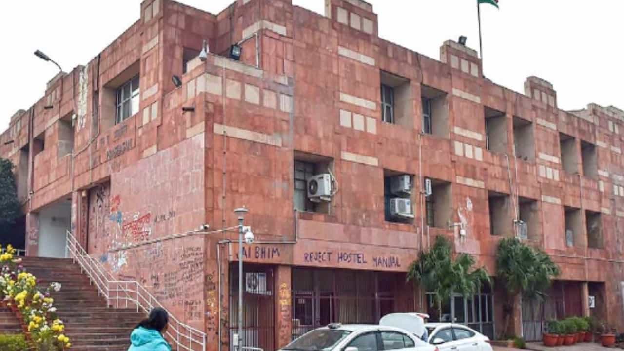 JNU ಕ್ಯಾಂಪಸ್ನಲ್ಲಿ ಧರಣಿ ನಡೆಸಿದರೆ ₹20,000, ದೇಶ ವಿರೋಧಿ ಘೋಷಣೆ ಕೂಗಿದರೆ ₹10,000 ದಂಡ JNU ಕ್ಯಾಂಪಸ್ನಲ್ಲಿ ಧರಣಿ ನಡೆಸಿದರೆ ₹20,000, ದೇಶ ವಿರೋಧಿ ಘೋಷಣೆ ಕೂಗಿದರೆ ₹10,000 ದಂಡ