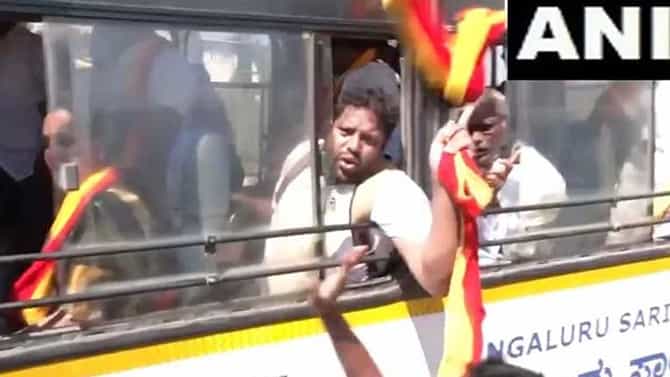 ಕನ್ನಡ ಹೋರಾಟಗಾರರ ಖಂಡನಾ ಸಭೆಯಲ್ಲಿ 2 ನಿರ್ಣಯ: ಬೆಂಗಳೂರು ಬಂದ್​ ಆಗುತ್ತಾ?