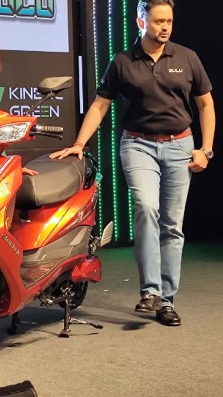 Kinetic Zulu electric scooter (3)