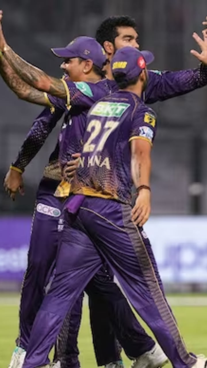 ಕೋಲ್ಕತ್ತಾ ನೈಟ್ ರೈಡರ್ಸ್ ಬಳಿ 32.7 ಕೋಟಿ ರೂ. ಹಣವಿದೆ. 12 ಸ್ಲಾಟ್‌ಗಳು ಖಾಲಿ ಇದ್ದು, ಈ ಪೈಕಿ ನಾಲ್ವರು ವಿದೇಶಿ ಆಟಗಾರರನ್ನು ತಂಡ ಖರೀದಿಸಬಹುದಾಗಿದೆ.